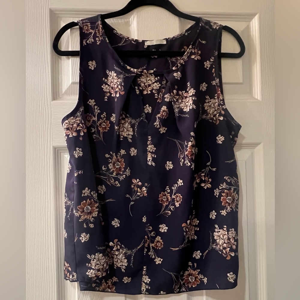 Olive Tree Blue Sleeveless Blouse with Floral Print Size Large